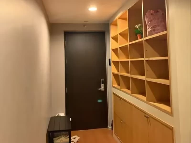 1 Bedroom Condo