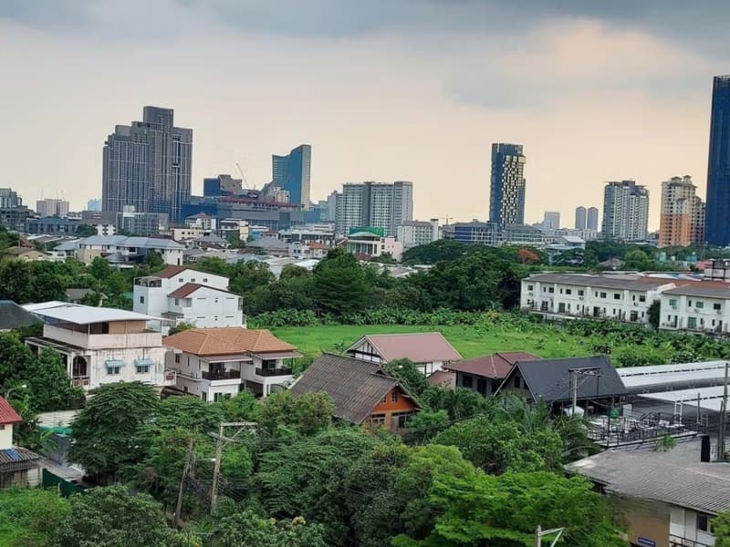 1 Bed Condo for Rent and Sale  Near Bang Chak BTS