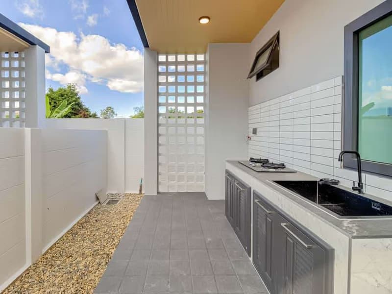 3 Bed House for Sale in Saraphi District