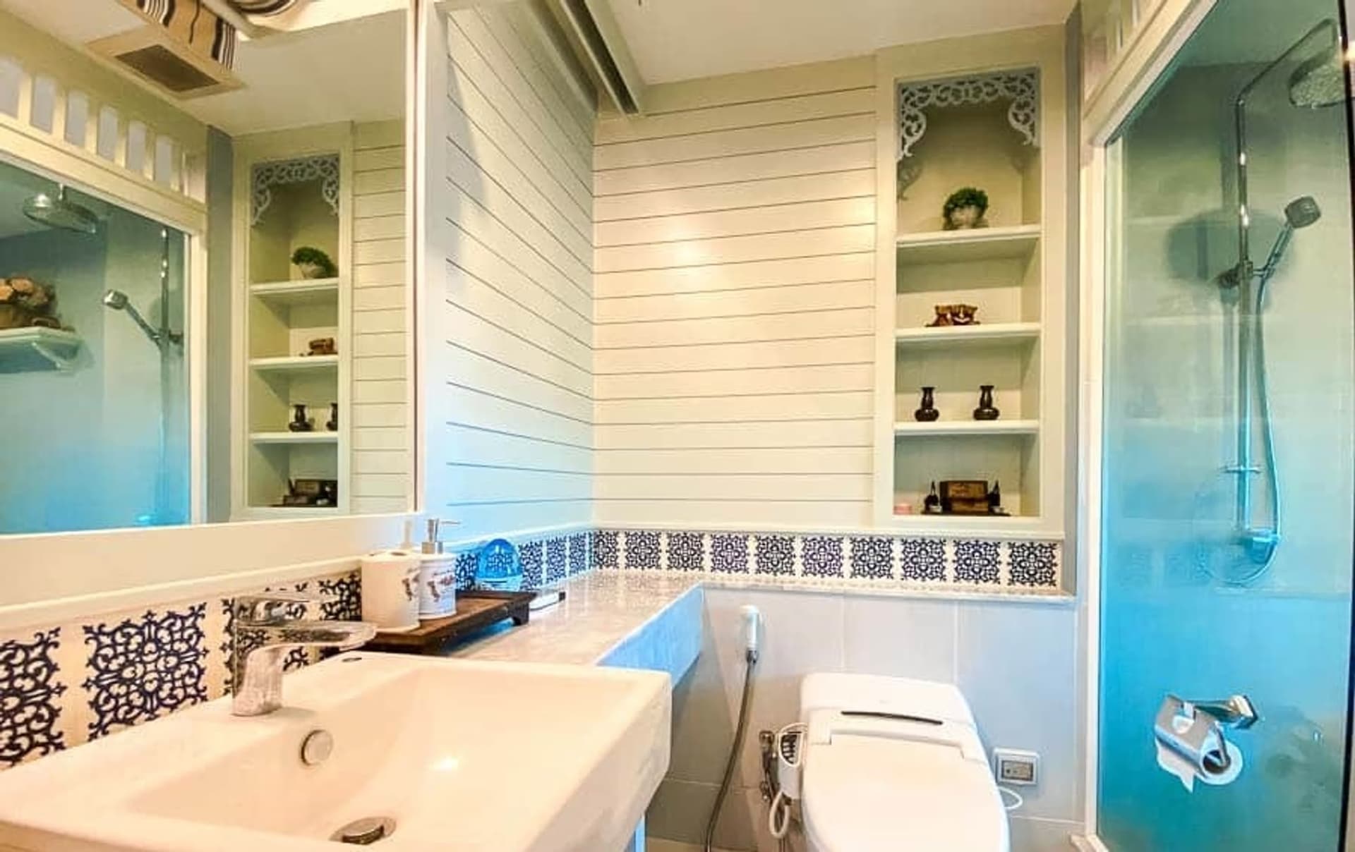 1 Bedroom Condo - Image 7