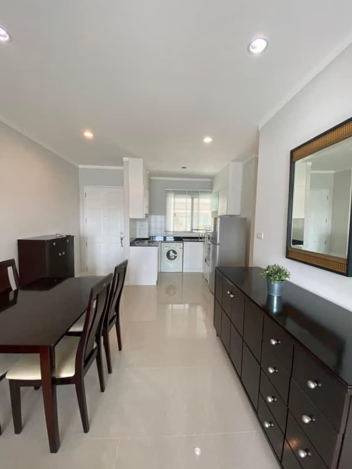 2 Bed Condo for Rent in Sathon - Image 3