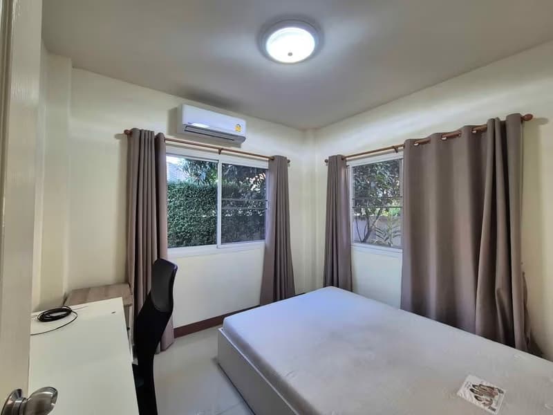 4 Bed House for Rent in Hang Dong District