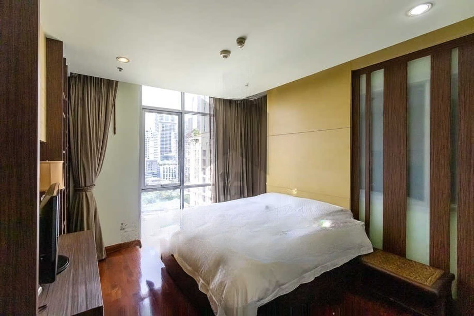 2 Bed Condo for Sale in Watthana - Image 5