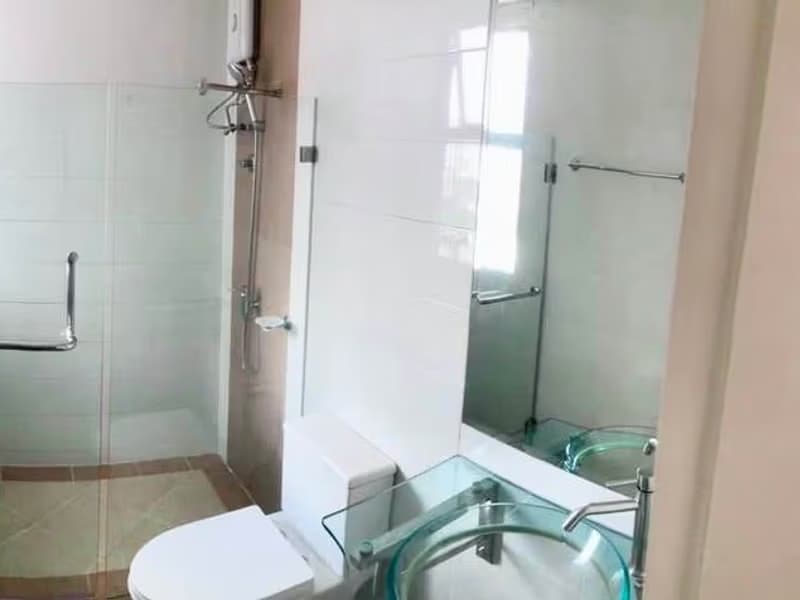 1 Bed Condo for Sale in Ratchathewi