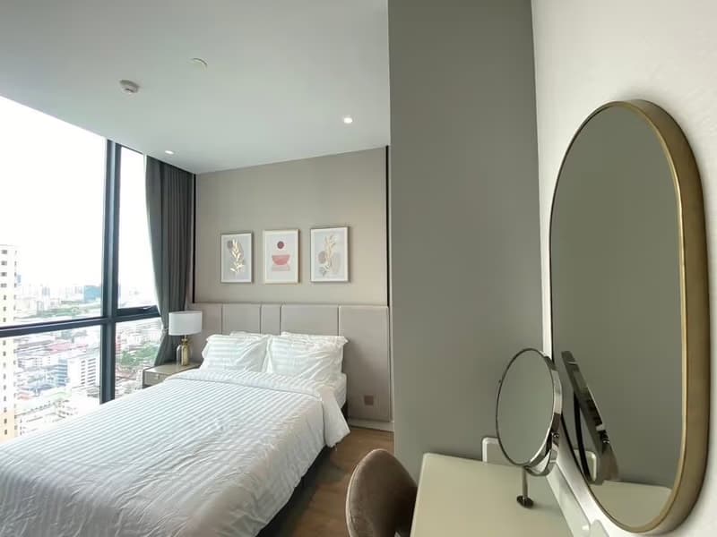 3 Bed Condo for Rent in Sathon