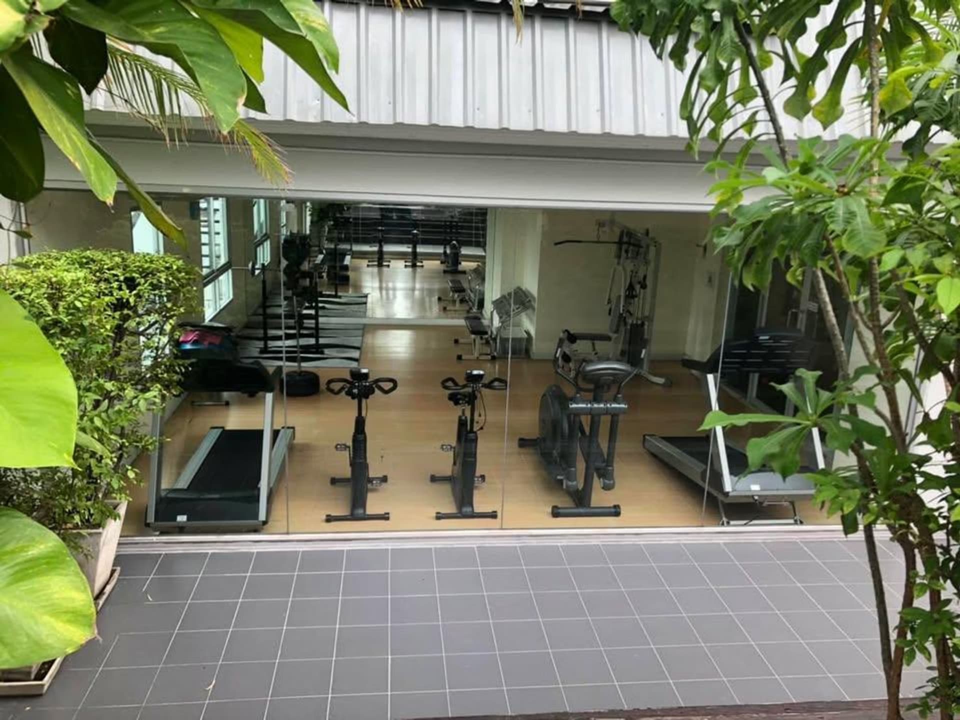 1 Bedroom Condo - Image 8