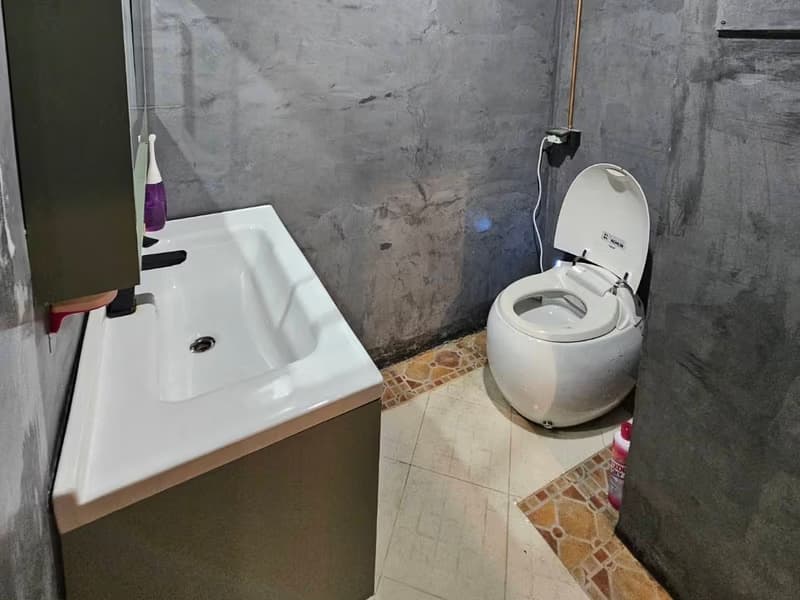 2 Bed Condo for Sale in Phra Khanong