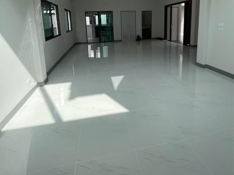 4 Bed House for Rent in Bang Phli District