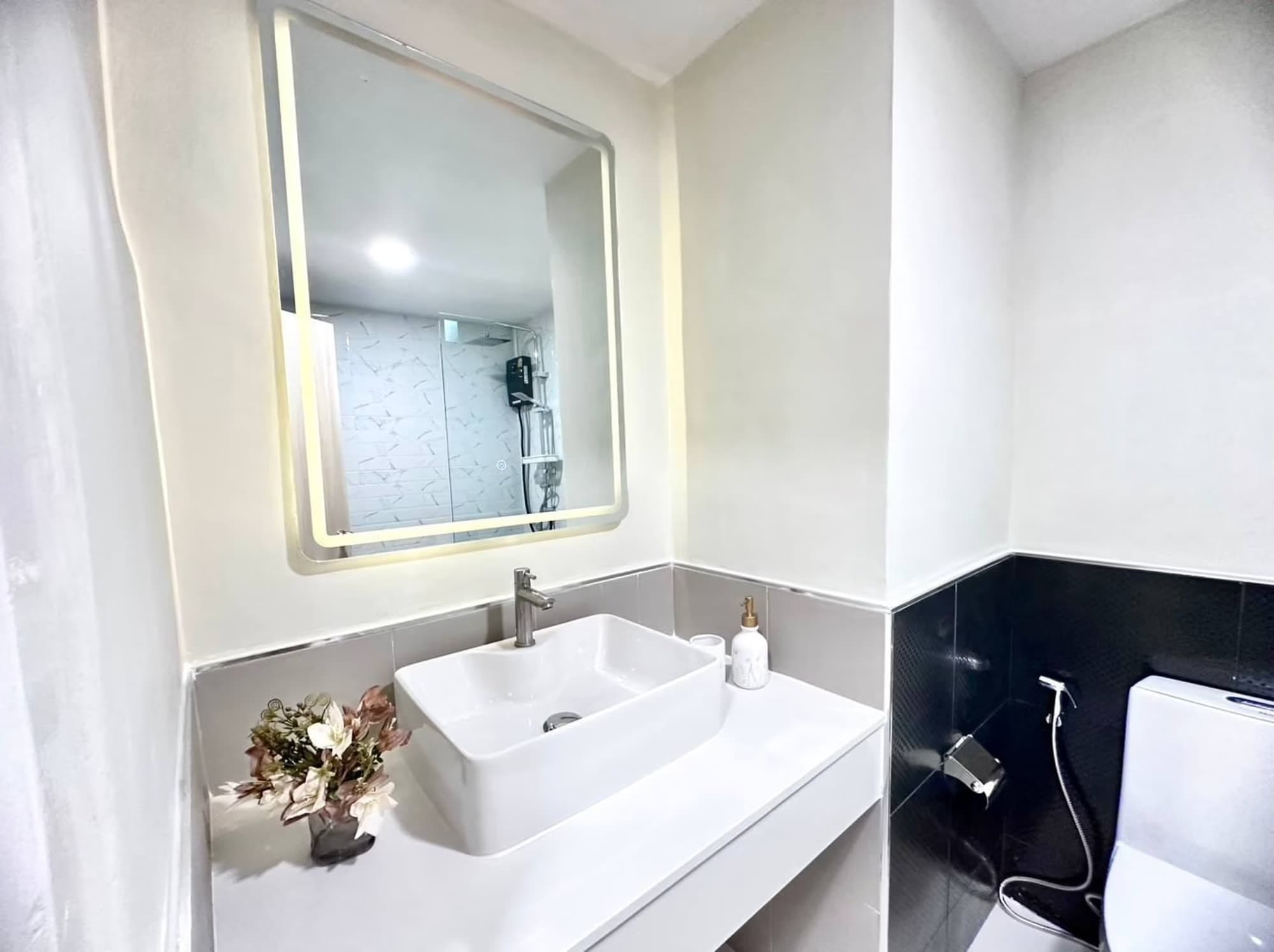 Studio Condo for Sale in Mueang Chiang Mai - Image 10
