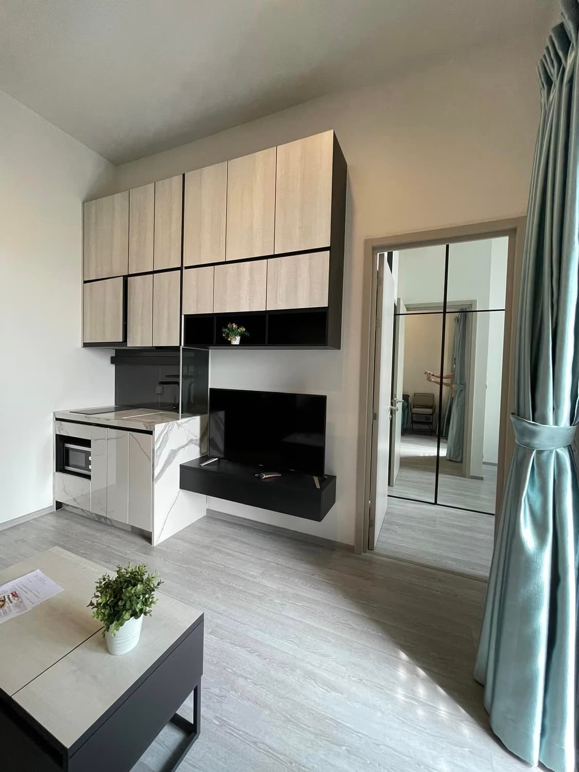 1 ห้องนอน Condo สำหรับ ขายและจำหน่าย ใน พระโขนง - Image 2