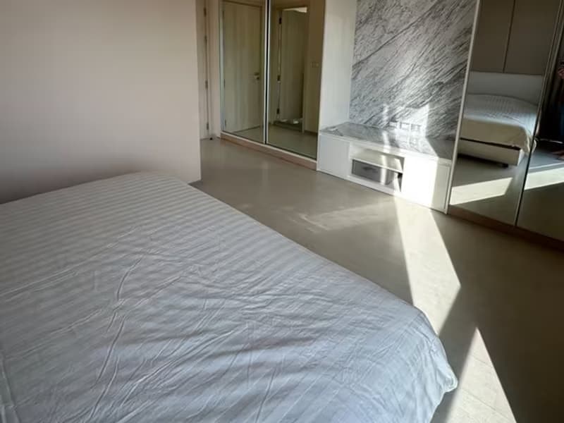 Condo for Rent at Rhythm Sukhumvit 42