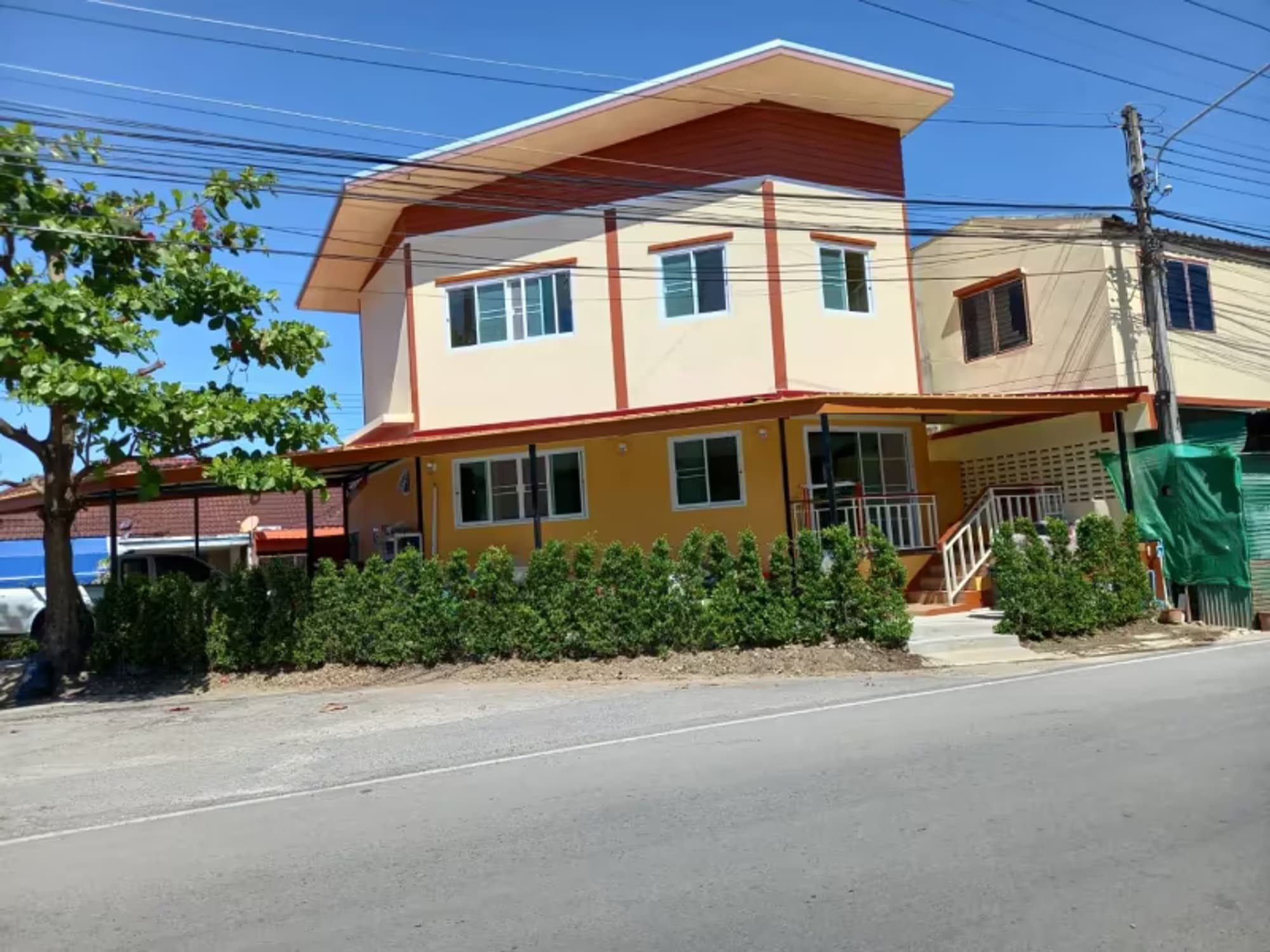 3 Bedroom House - Image 7