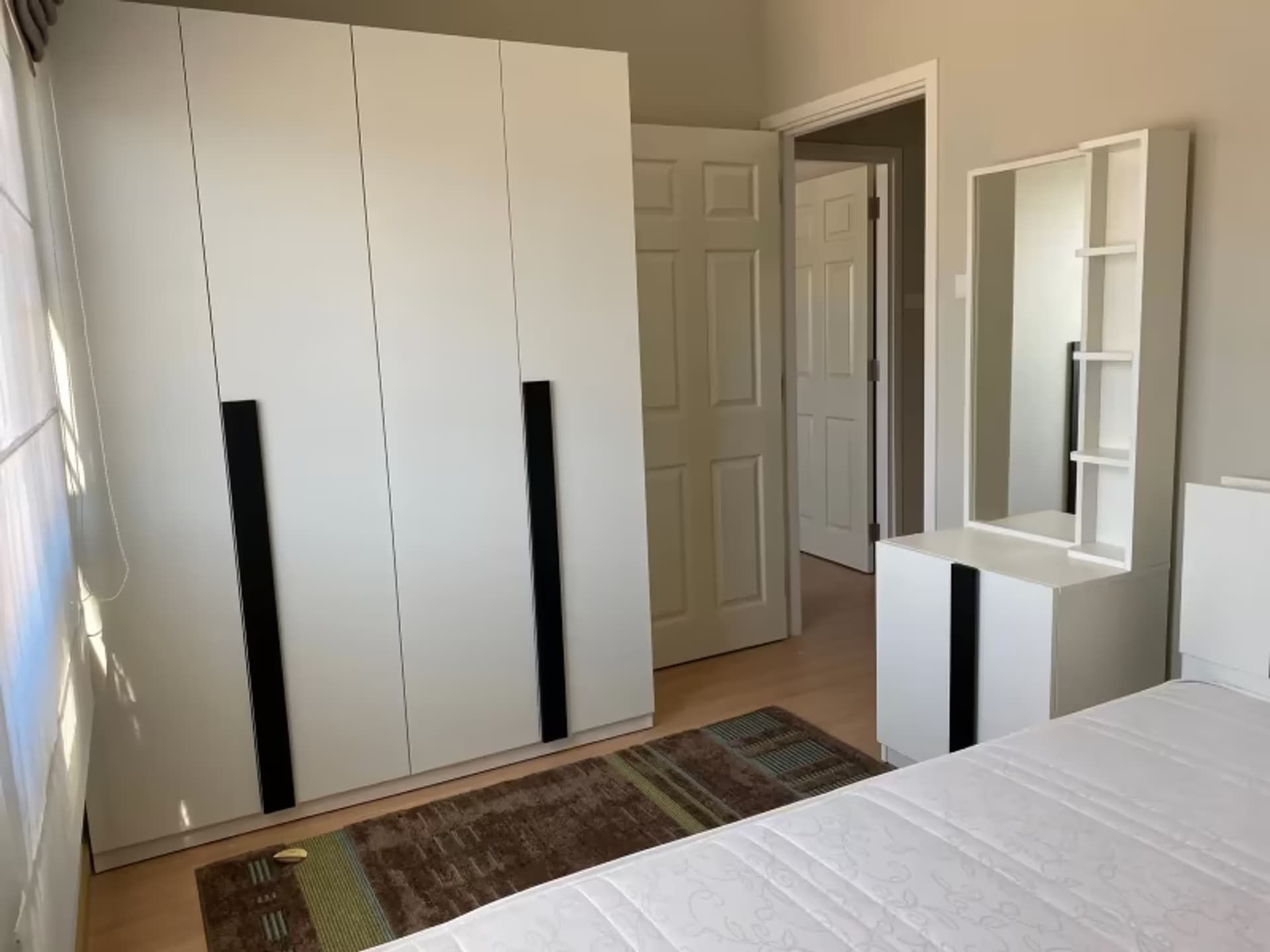 4 Bedroom House - Image 11