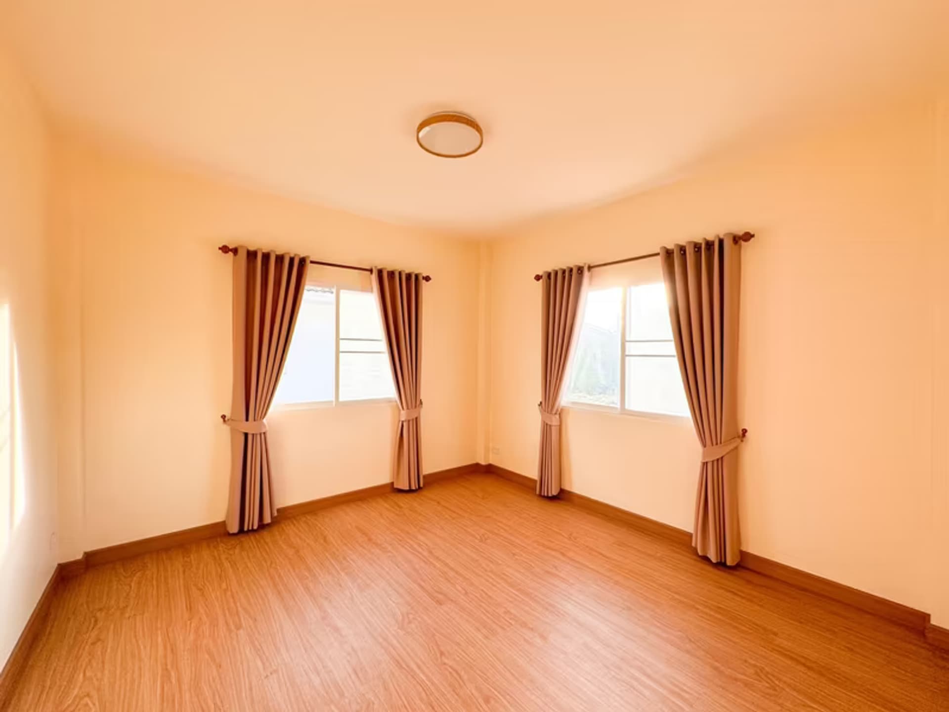 3 Bedroom House - Image 12