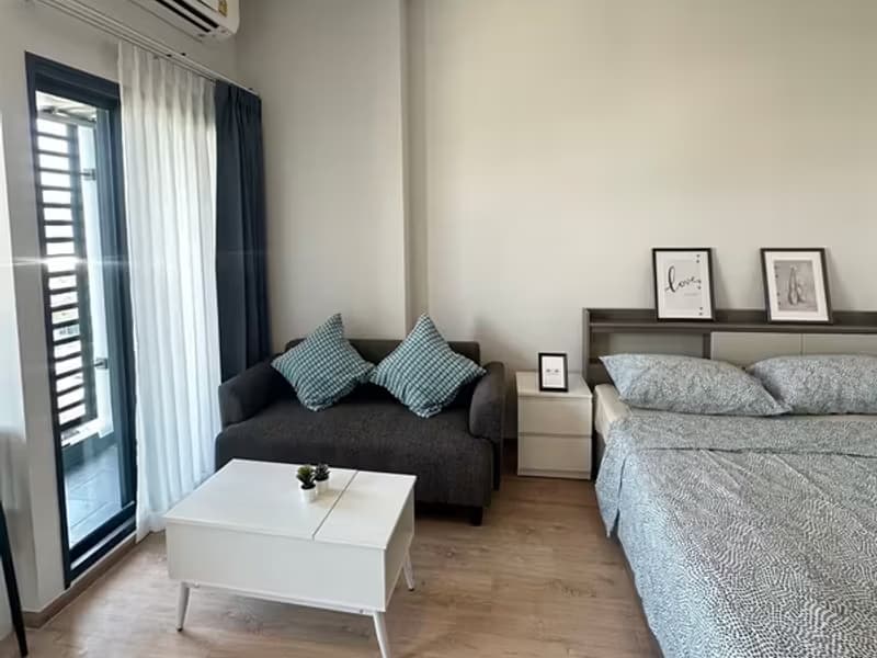 Condo for Rent at Ideo Rama 9 - Asoke