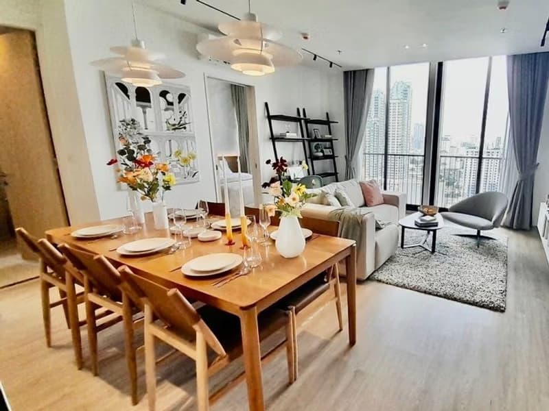 Condo for Rent at Noble State 39