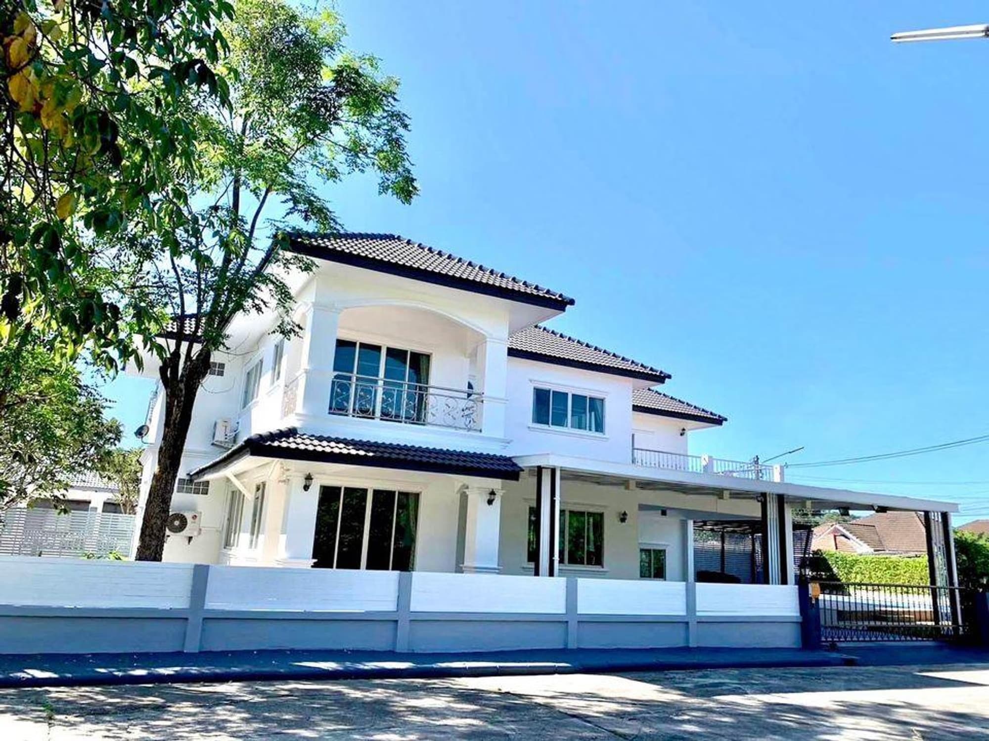 4 卧室 别墅 用于 出租 在 San Kamphaeng District - Image 17