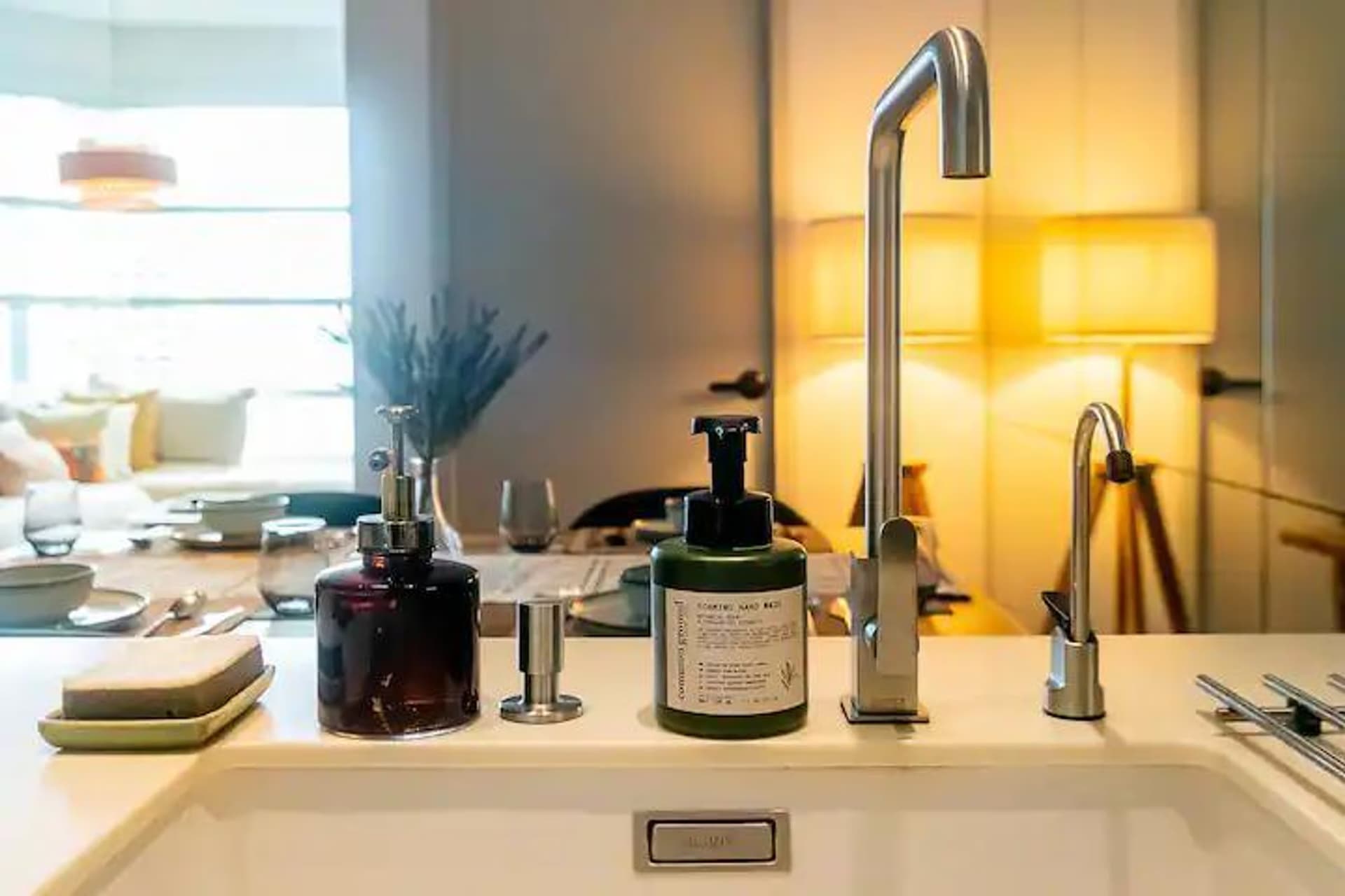 2 Bed Condo for Rent in Khlong Toei - Image 7