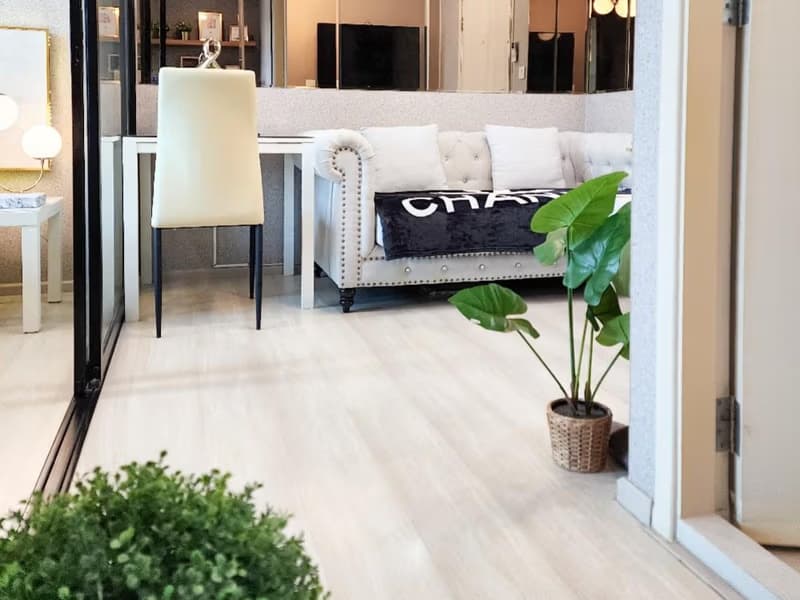 1 Bed Condo for Rent in Huai Khwang