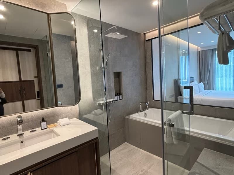 3 Bed Condo for Rent in Watthana