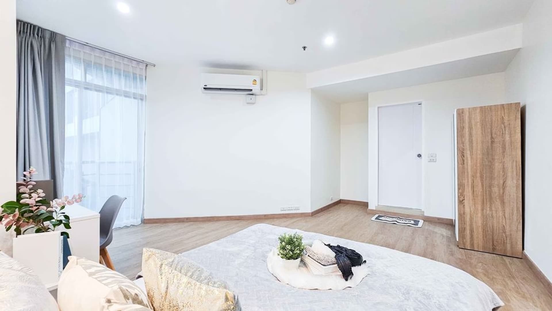 Condo for Sale at Baan Sathorn Chaophraya - Image 4