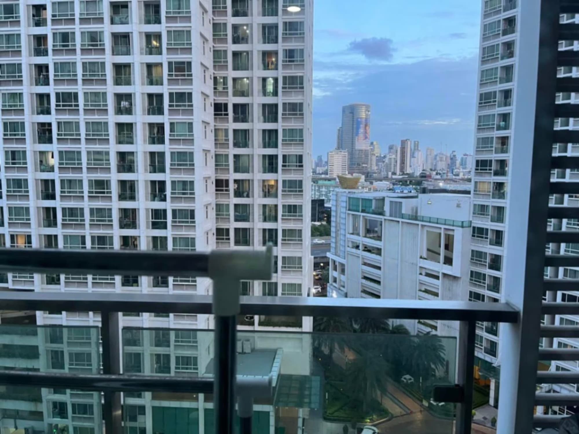 1 Bed Condo for Sale  Near Phra Ram 9 MRT - Image 6