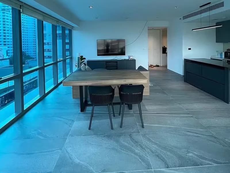 Condo for Sale at The Room Sukhumvit 21
