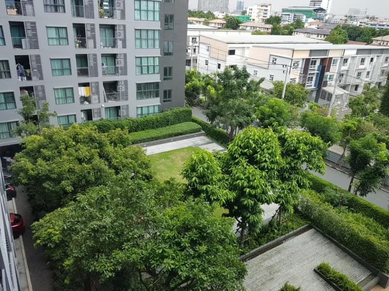Condo for Sale at The Aspen LaSalle