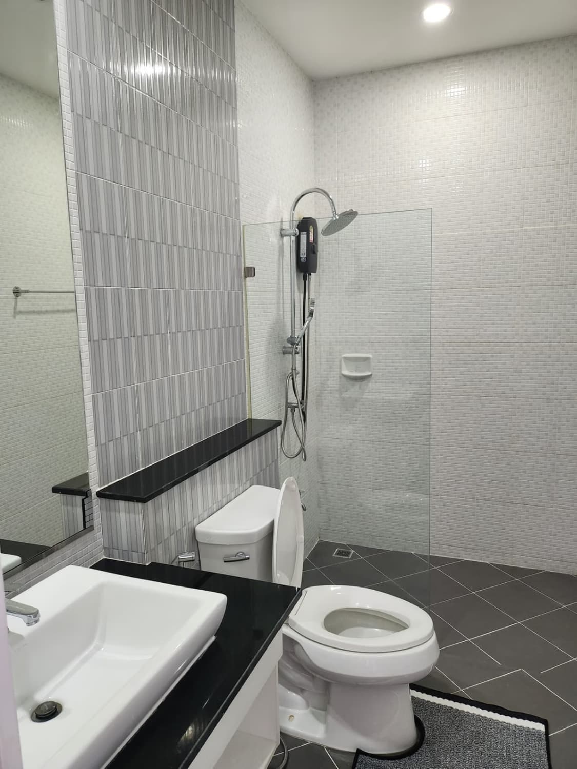3 Bed Townhouse for Sale in San Sai - Image 11