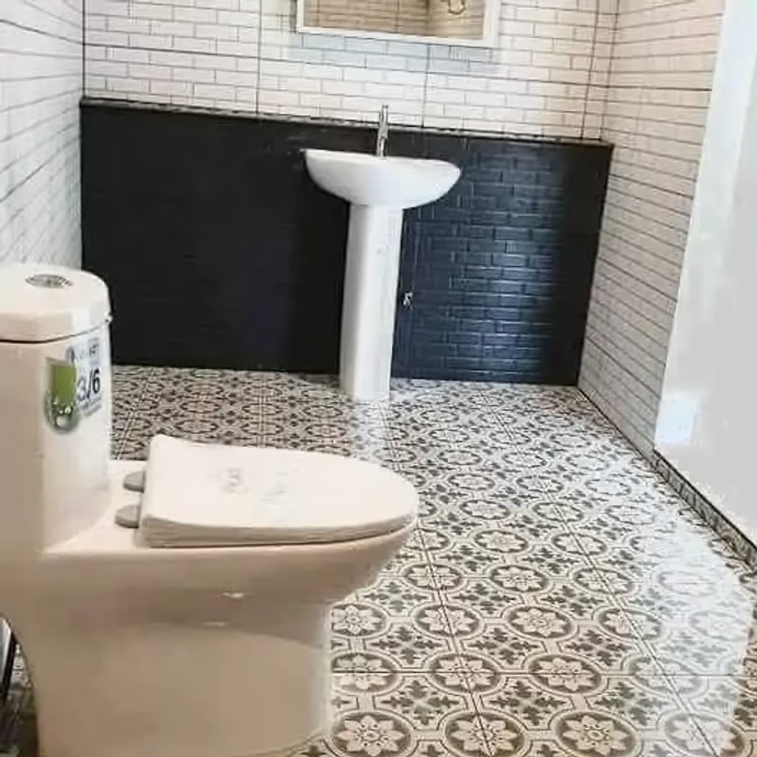 Studio for Sale in  - Image 8