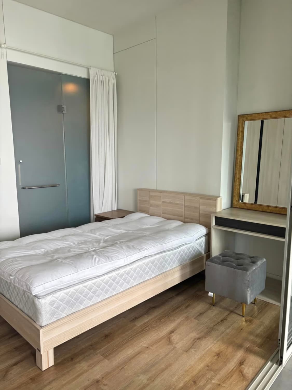 2 Bed Condo for Rent and Sale in Phaya Thai - Image 6