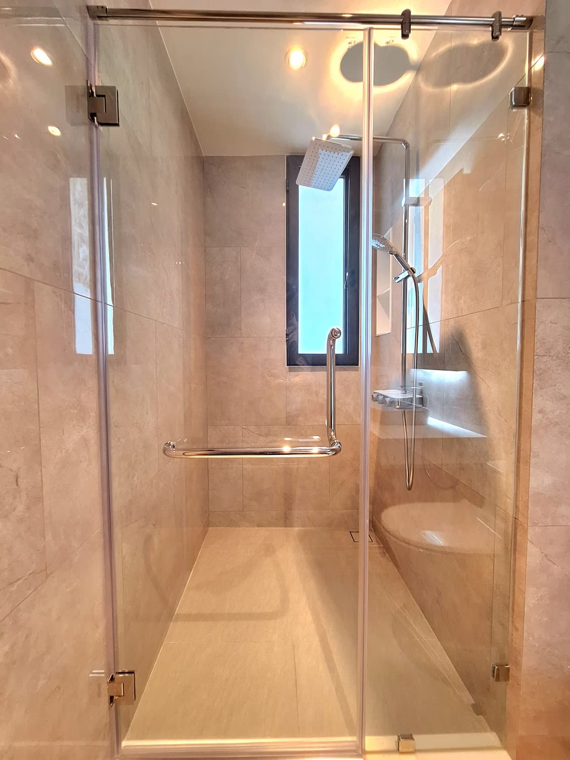  - Image 8