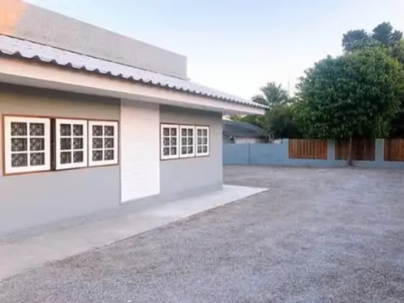 2 Bedroom House