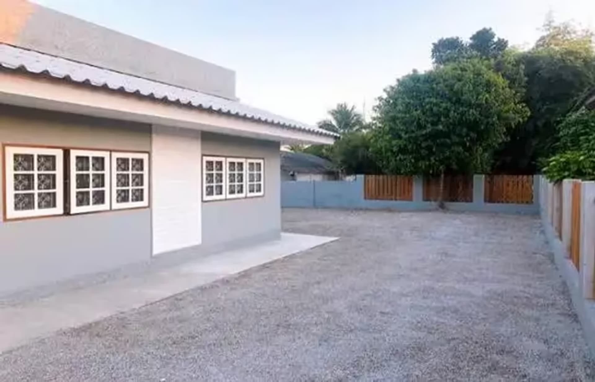 2 Bedroom House - Image 5