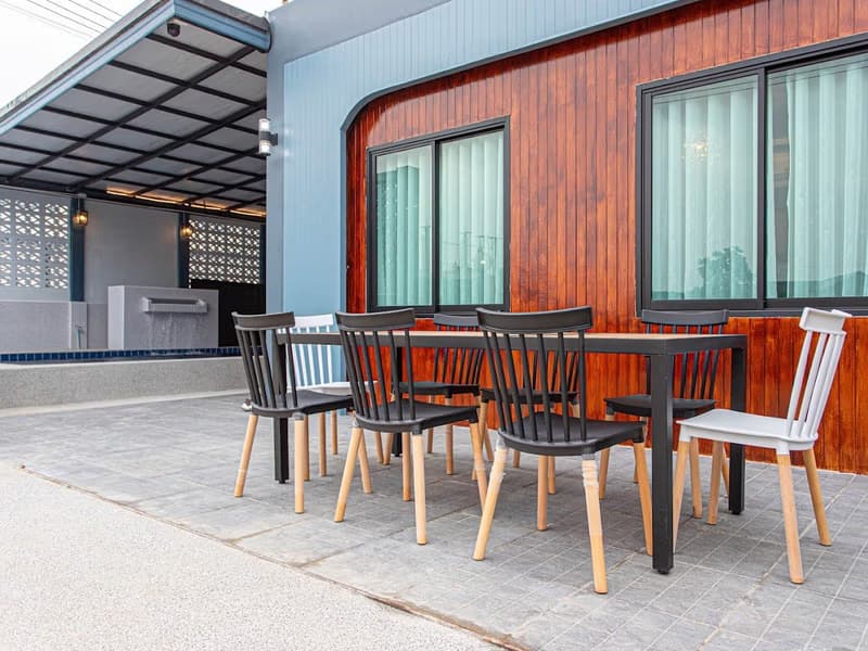 4 Bed House for Rent and Sale in San Sai District