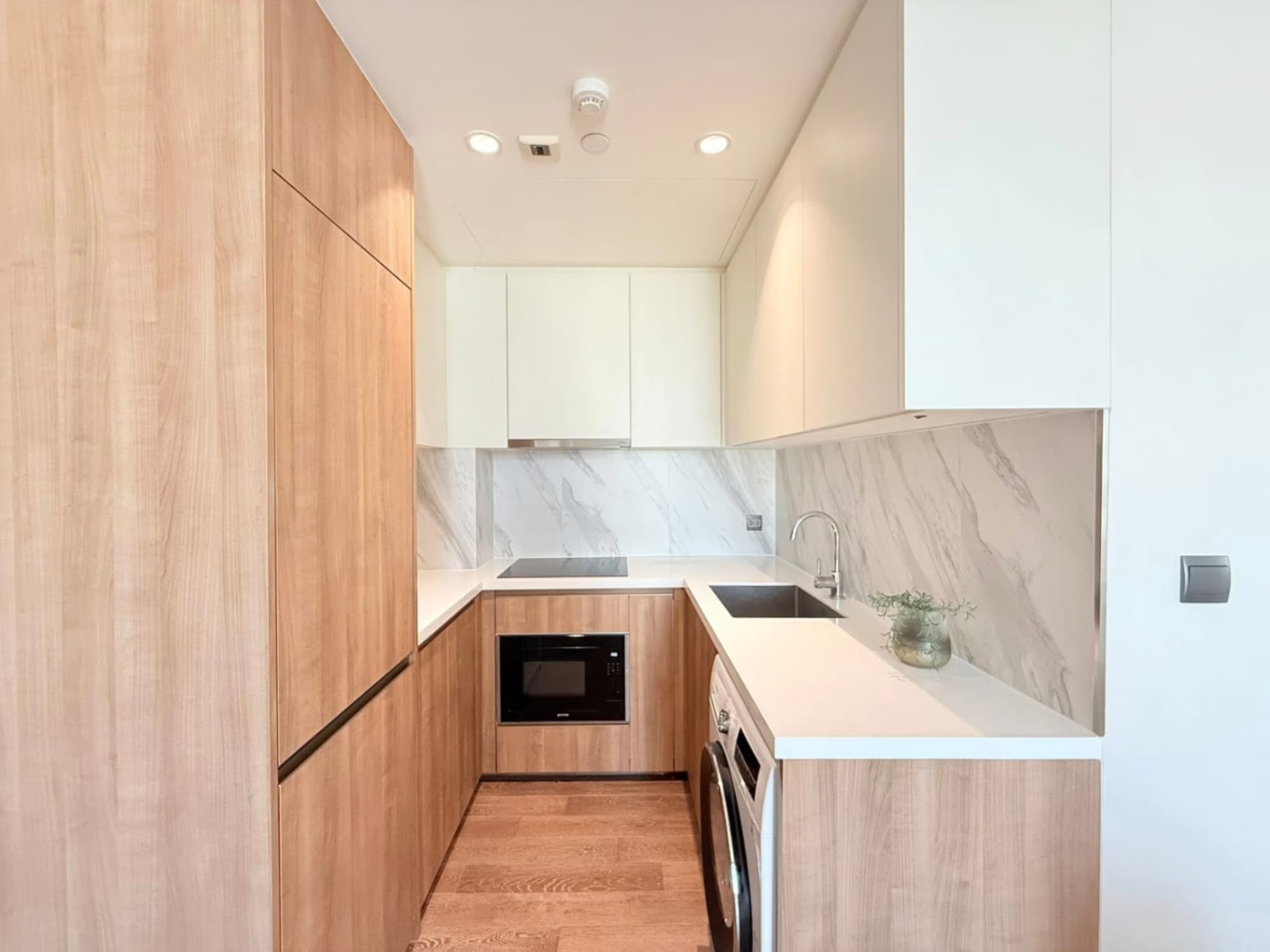 2 ห้องนอน คอนโด สำหรับ จำหน่าย ใน วัฒนา - Image 4