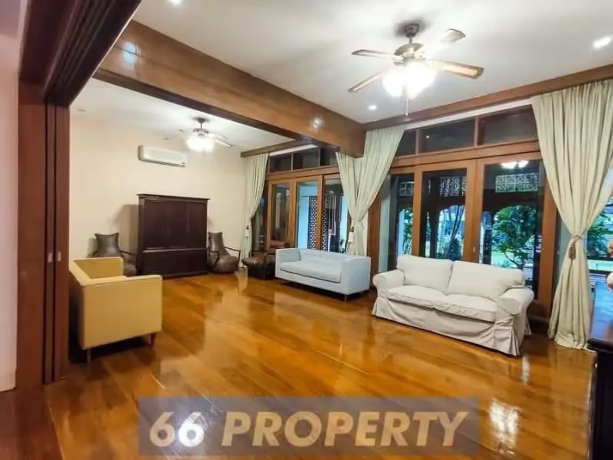15 Bedroom House - Image 5