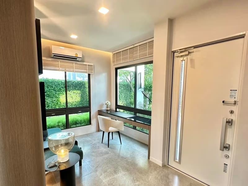 4 Bed House for Rent in undefined
