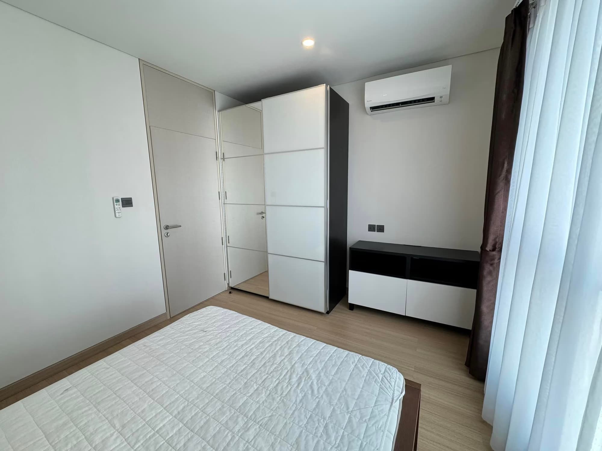 1 ห้องนอน Condo สำหรับ จำหน่าย ใกล้ Phetchaburi MRT - Image 4