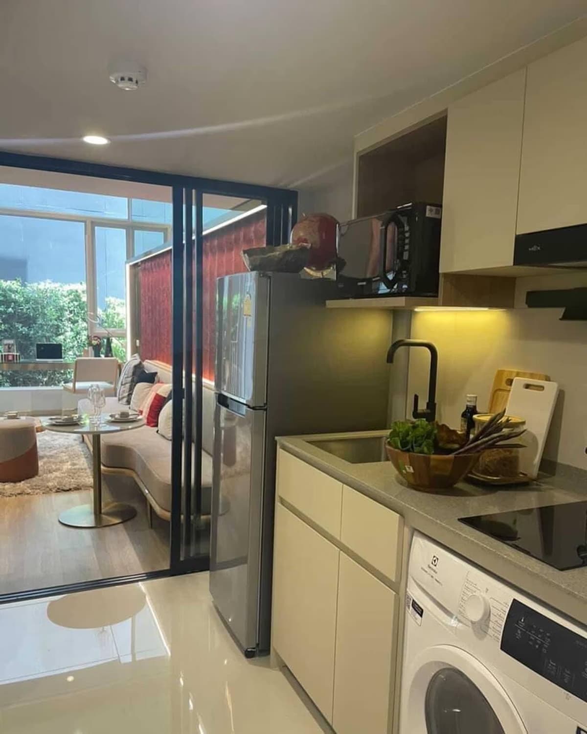 1 Bed Condo for Sale in Khlong Toei - Image 4