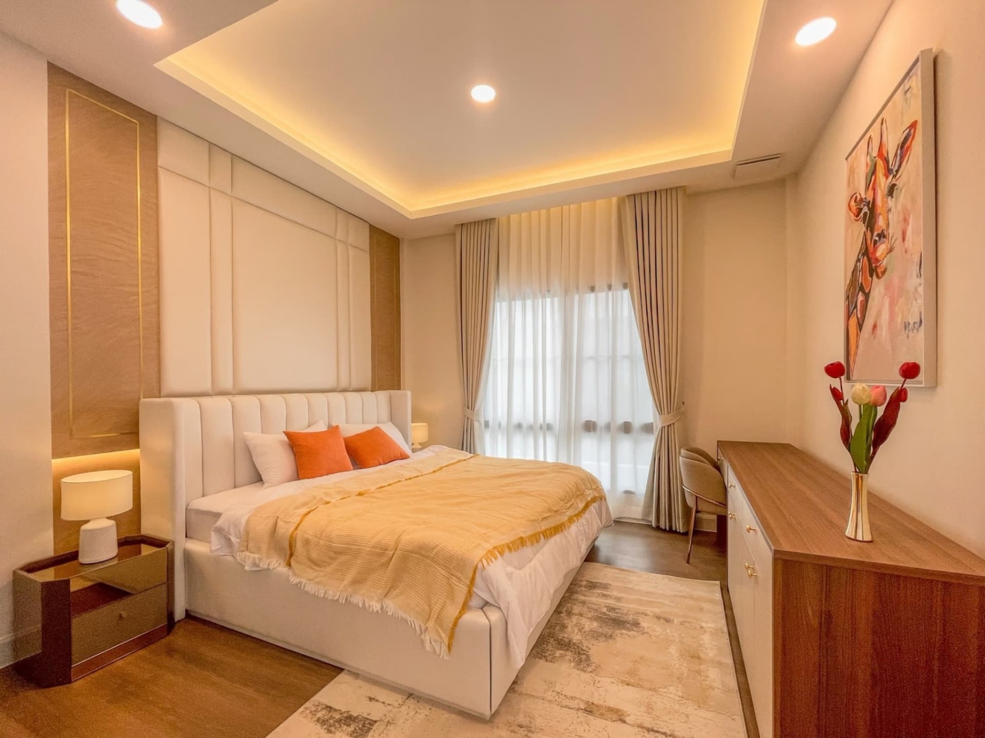 4 Bed House for Rent and Sale in Saphan Sung - Image 17