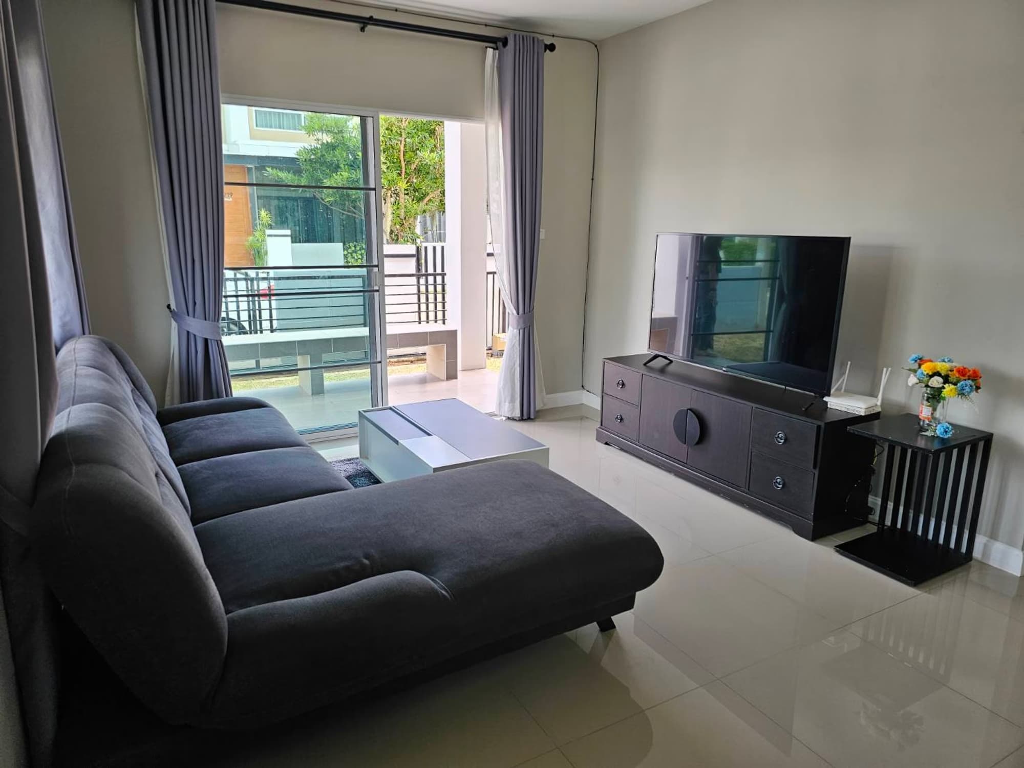 3 Bed House for Rent in Mueang Chiang Mai - Image 2