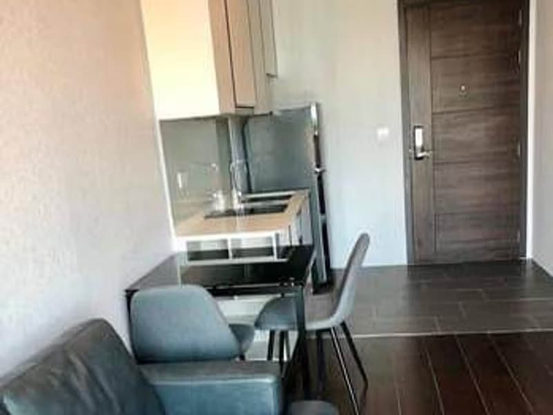 Condo for Rent at C Ekkamai