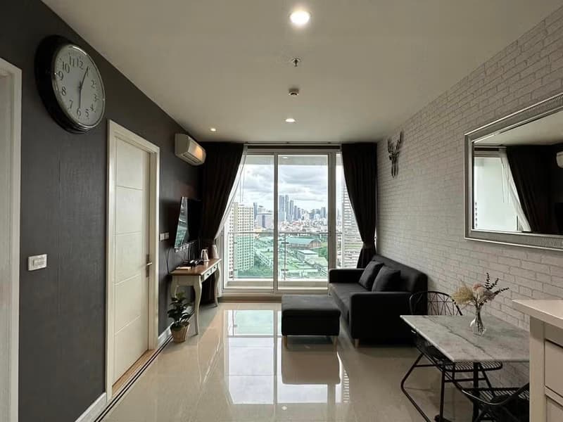 1 Bed Condo for Rent  Near Phra Ram 9 MRT