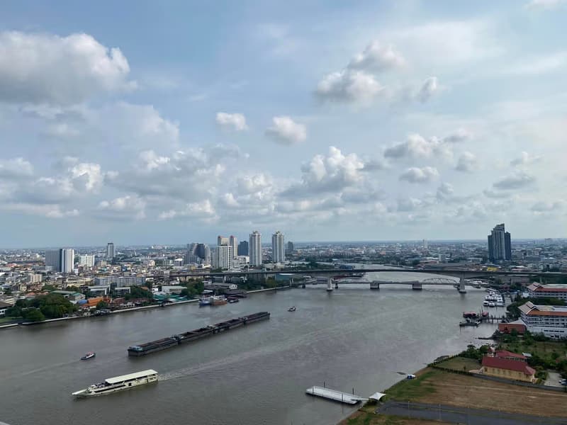 1 Bed Condo for Rent in 