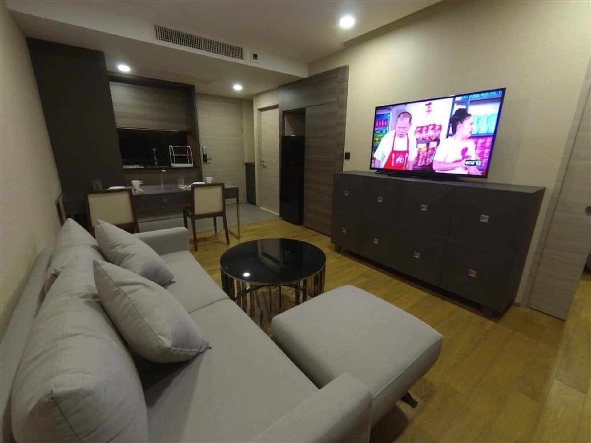 1 ห้องนอน Condo สำหรับ จำหน่าย ใน ปทุมวัน - Image 1