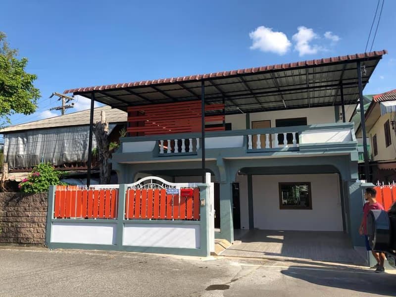 4 Bed House for Rent and Sale in San Sai District