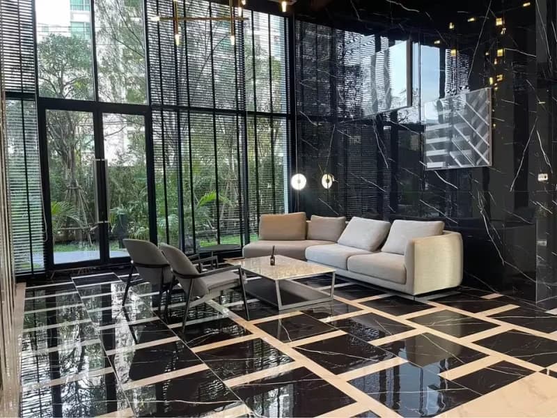 1 Bedroom Condo