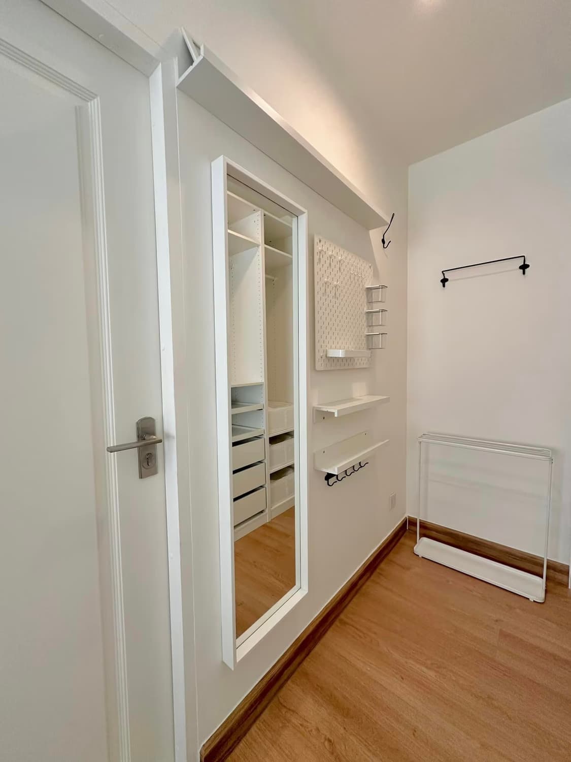 1 Bed Condo for Rent and Sale  Near National Stadium BTS - Image 9