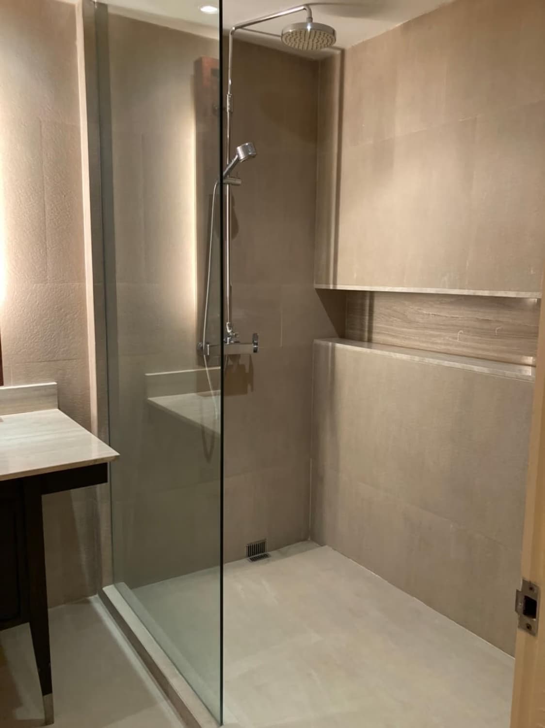 Condo for Rent at lebua at State Tower - Image 15